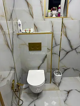 Satılır 4 otaqlı həyət evi 180 m²