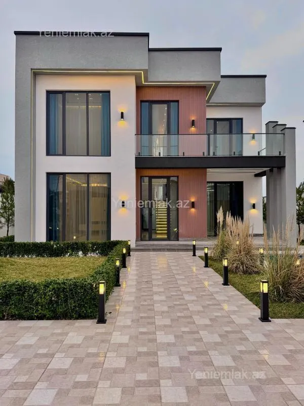 Satılır 4 otaqlı həyət evi 210 m²