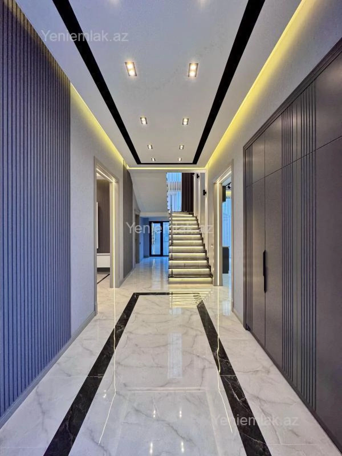 Satılır 4 otaqlı həyət evi 210 m²