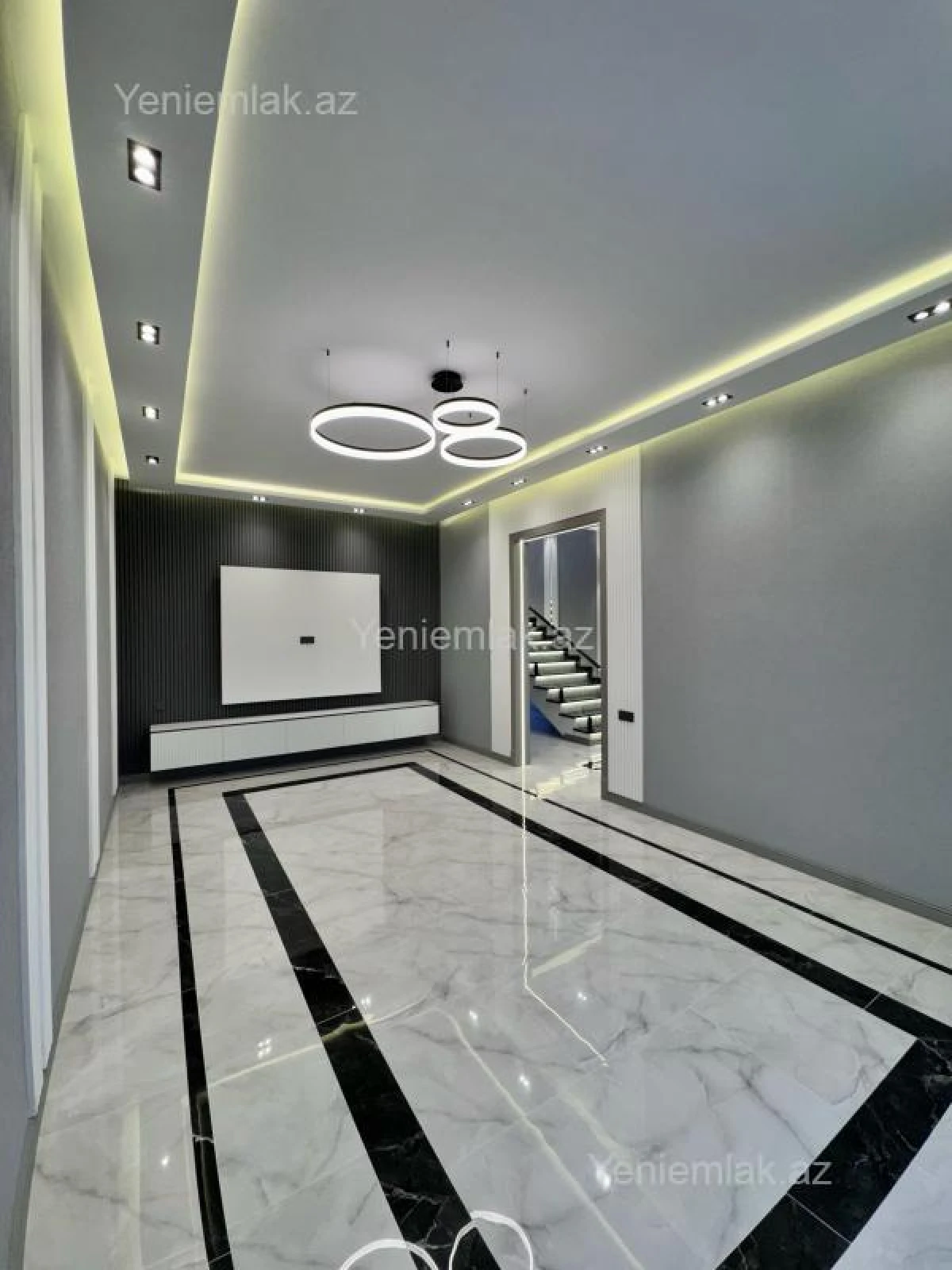 Satılır 4 otaqlı həyət evi 210 m²