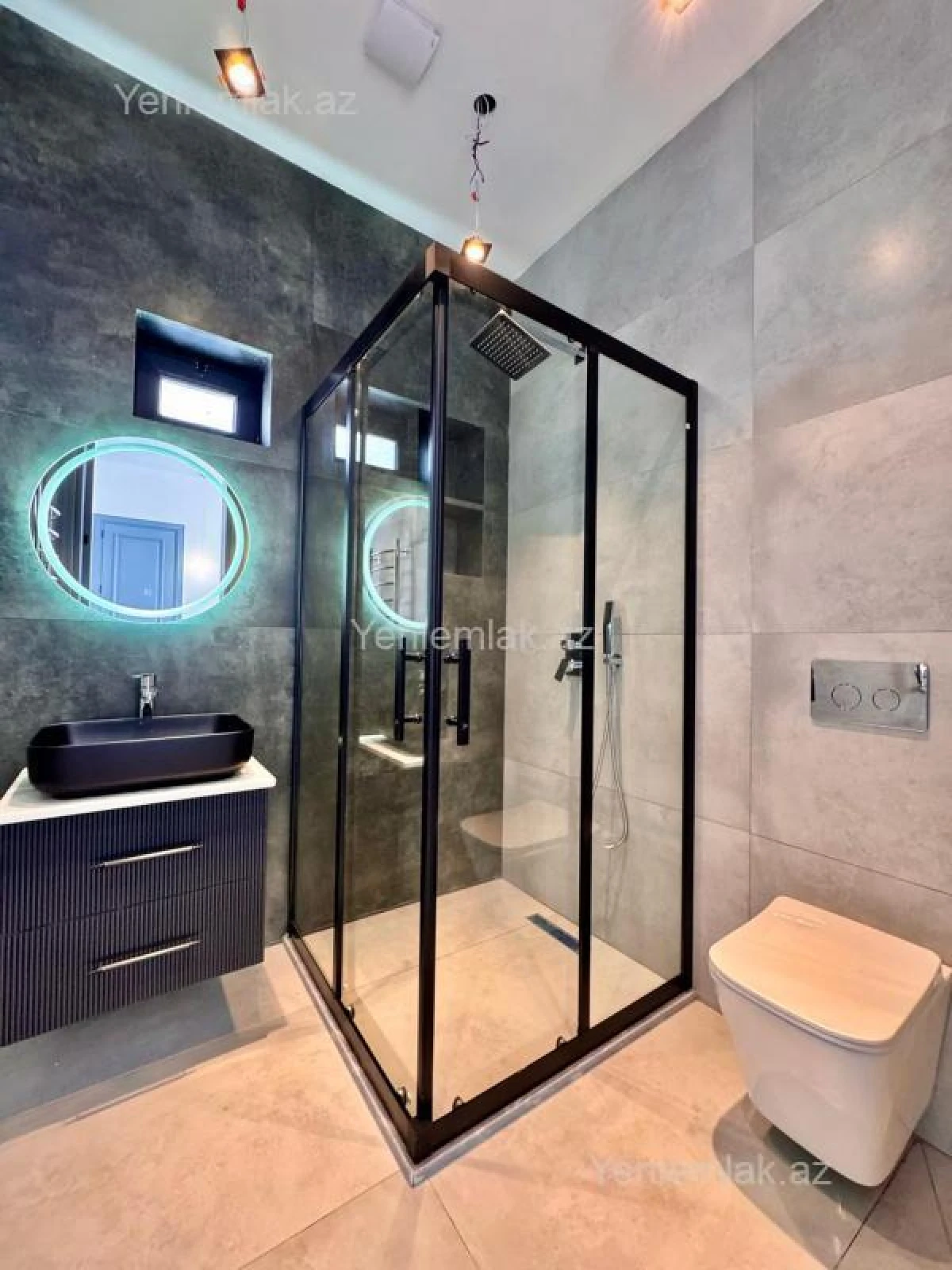 Satılır 5 otaqlı həyət evi 200 m²