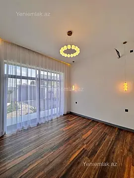 Satılır 5 otaqlı həyət evi 200 m²