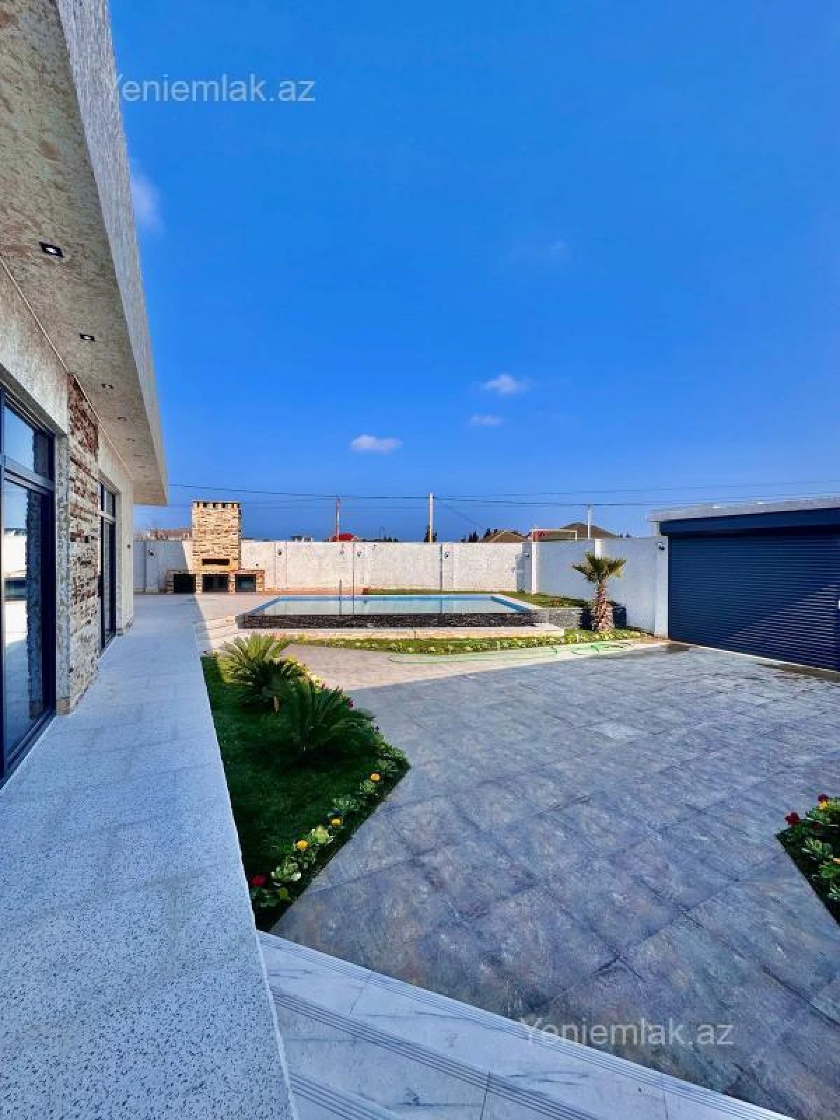 Satılır 5 otaqlı həyət evi 200 m²