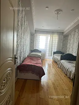 Satılır 4 otaqlı yeni tikili 200 m²