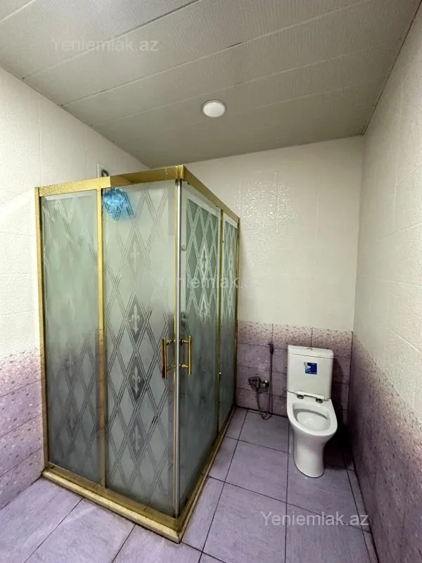 Satılır 4 otaqlı yeni tikili 200 m²