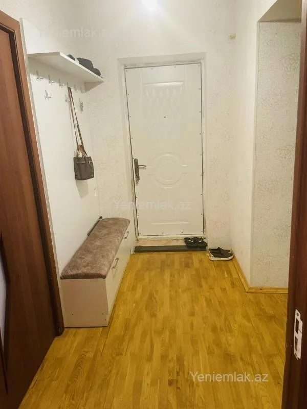 Satılır 3 otaqlı köhnə tikili 85 m²