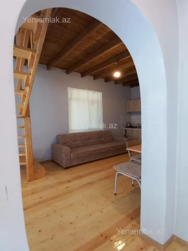 Satılır 3 otaqlı həyət evi 80 m²