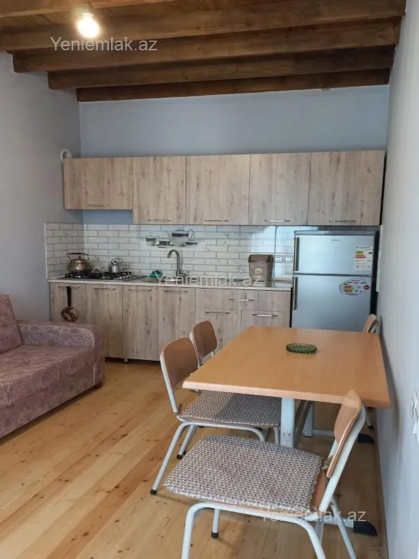 Satılır 3 otaqlı həyət evi 80 m²