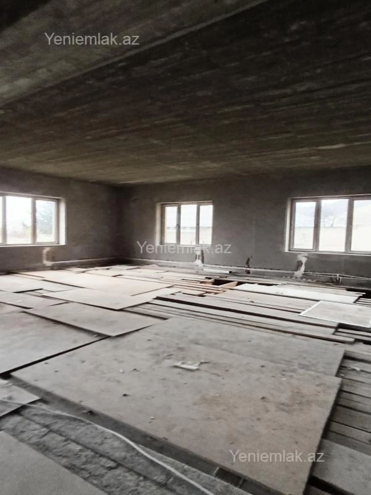 Satılır 6 otaqlı həyət evi 340 m²