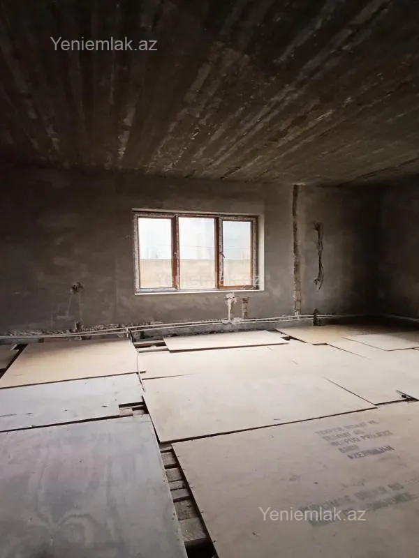 Satılır 6 otaqlı həyət evi 340 m²