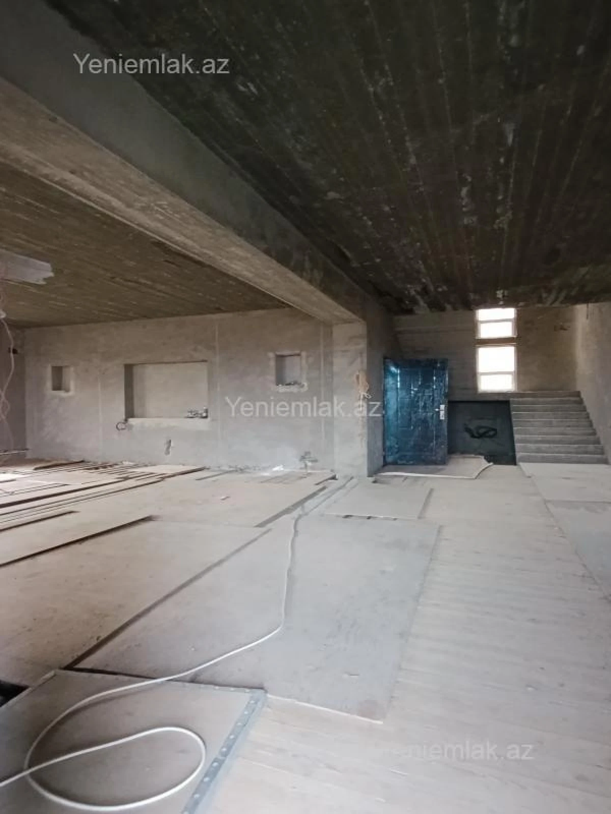 Satılır 6 otaqlı həyət evi 340 m²