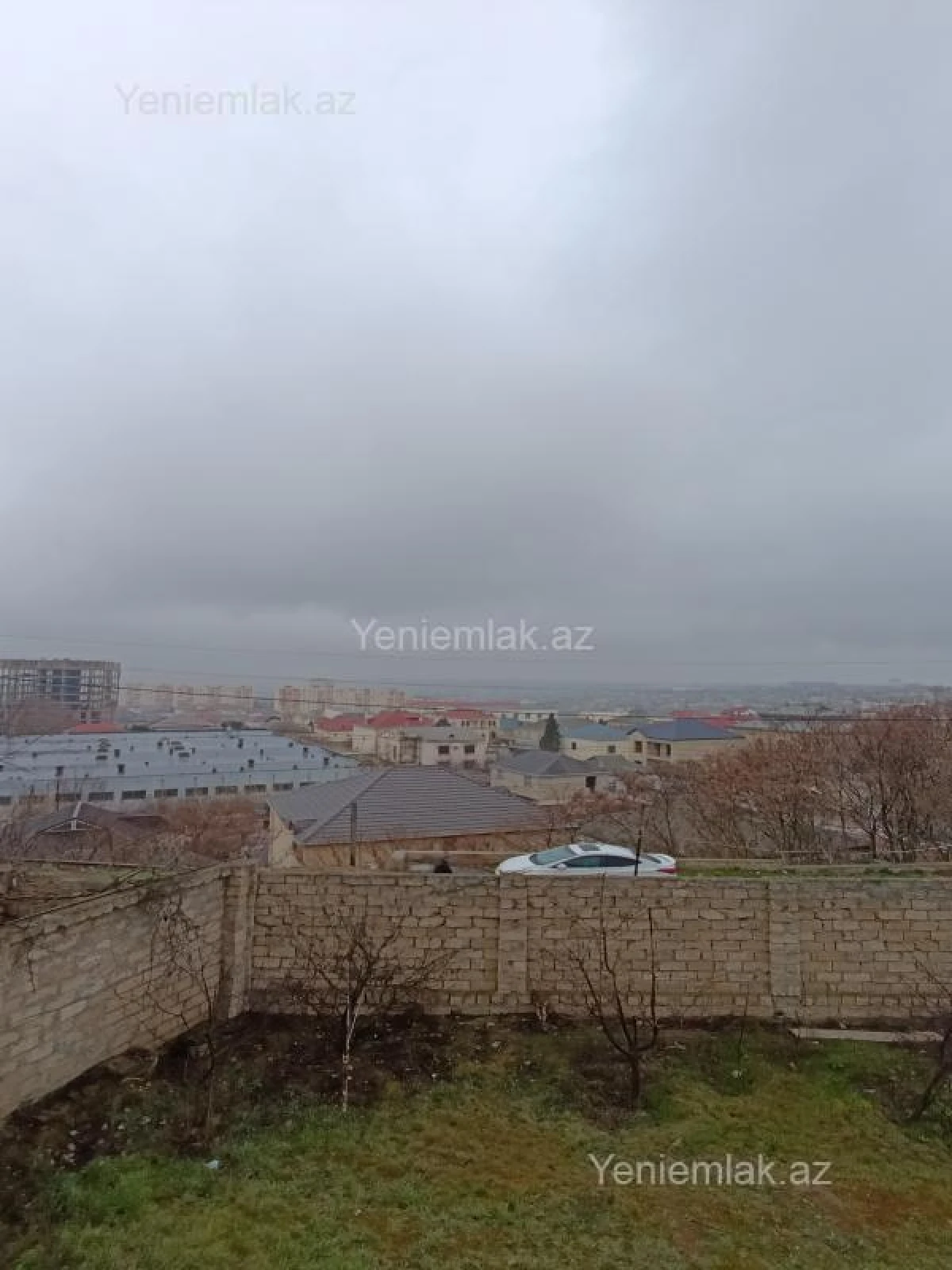 Satılır 6 otaqlı həyət evi 340 m²