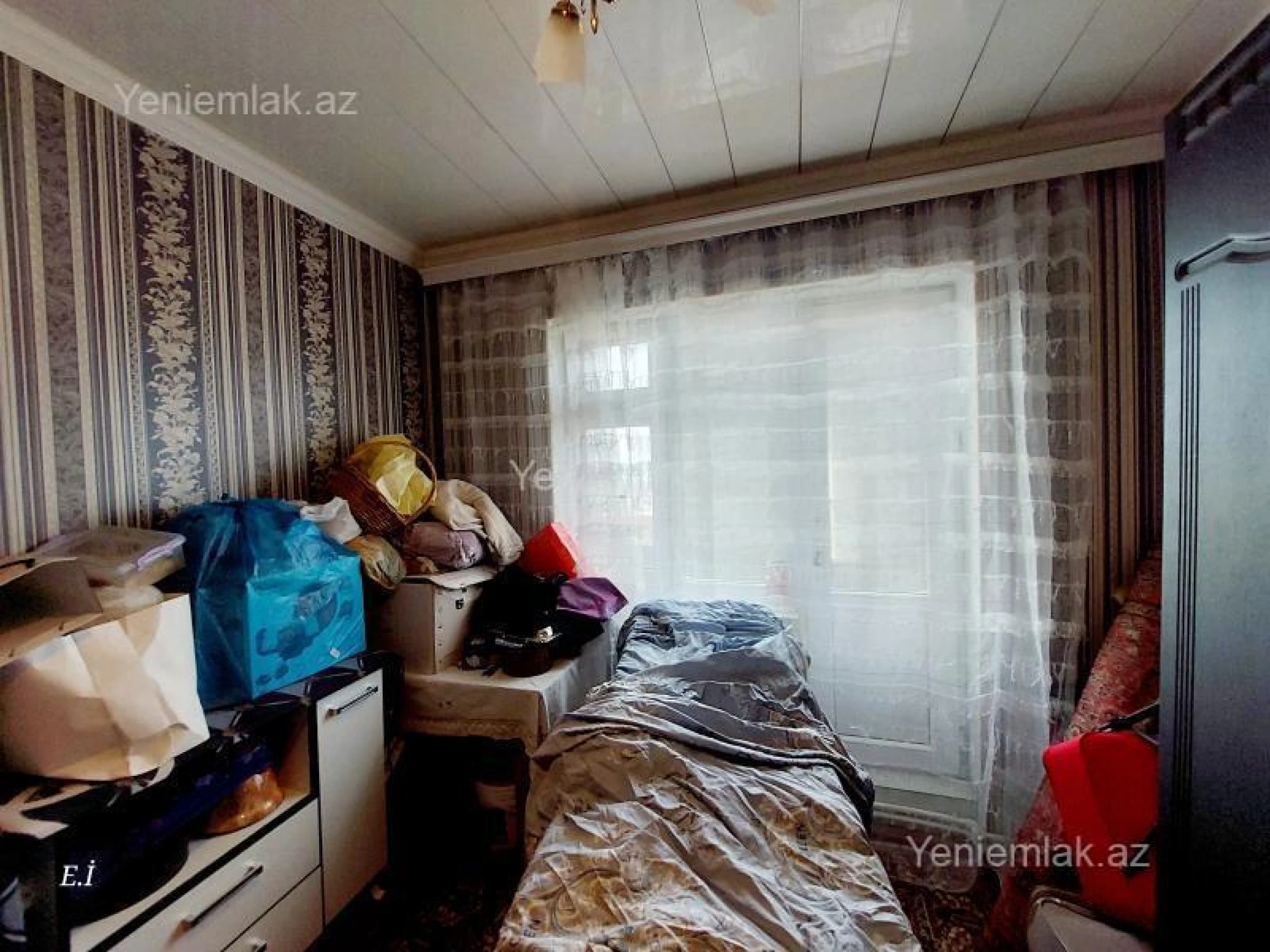 Satılır 5 otaqlı köhnə tikili 110 m²