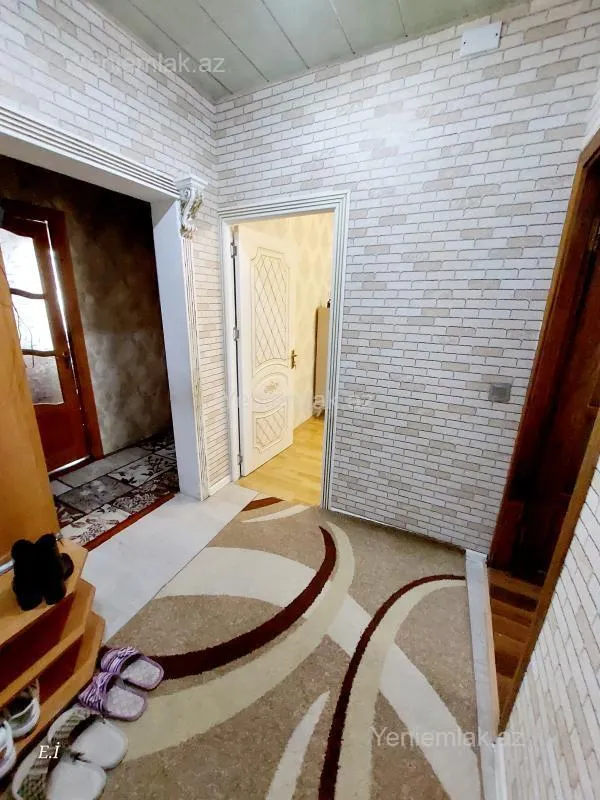 Satılır 5 otaqlı köhnə tikili 110 m²