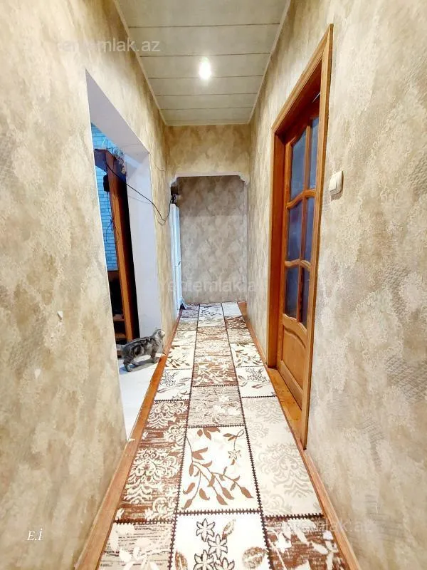 Satılır 5 otaqlı köhnə tikili 110 m²
