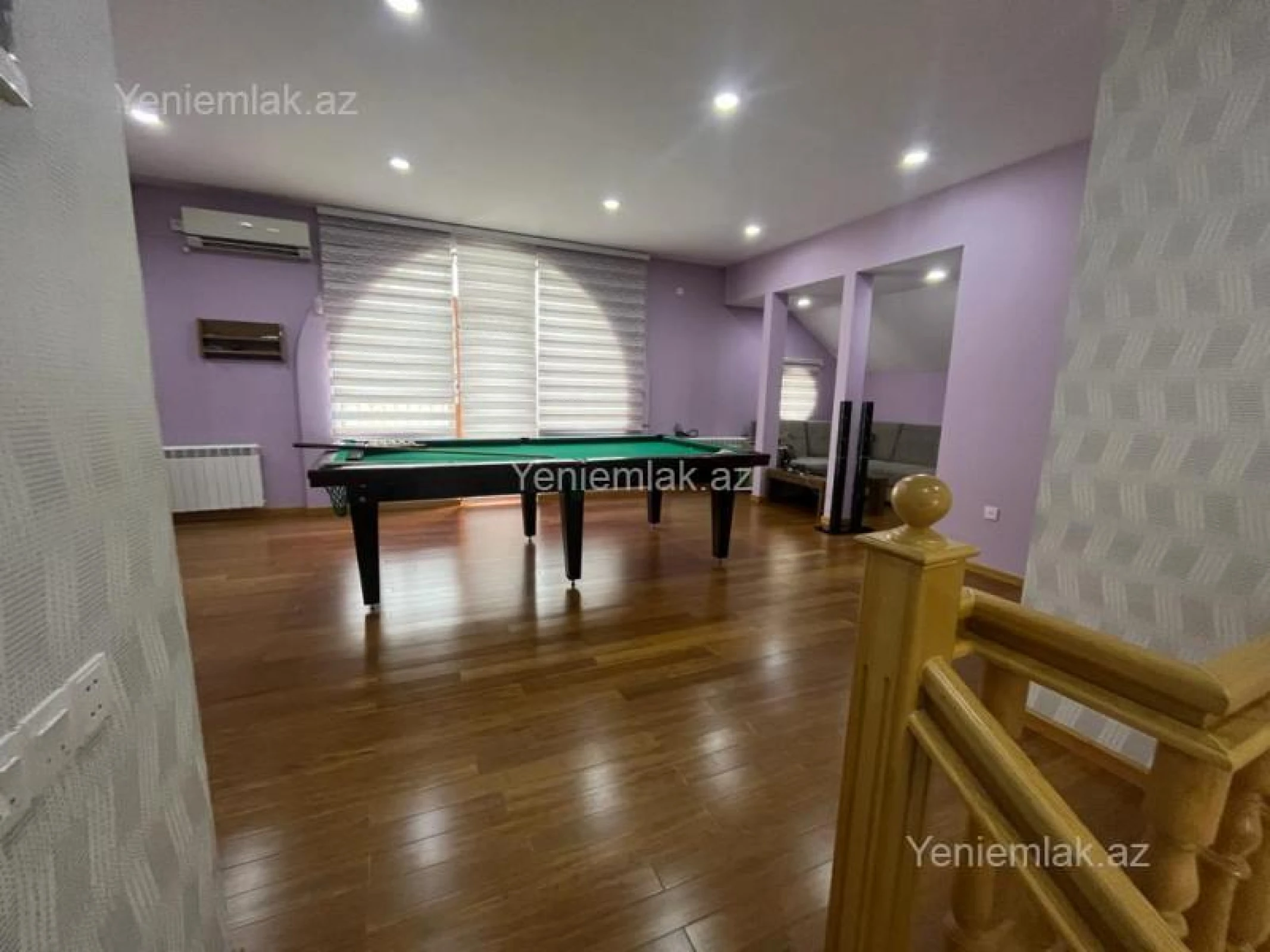 Satılır 10 otaqlı həyət evi 500 m²