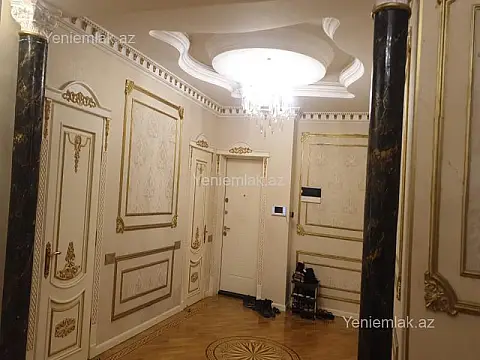 Satılır 4 otaqlı yeni tikili 155 m²