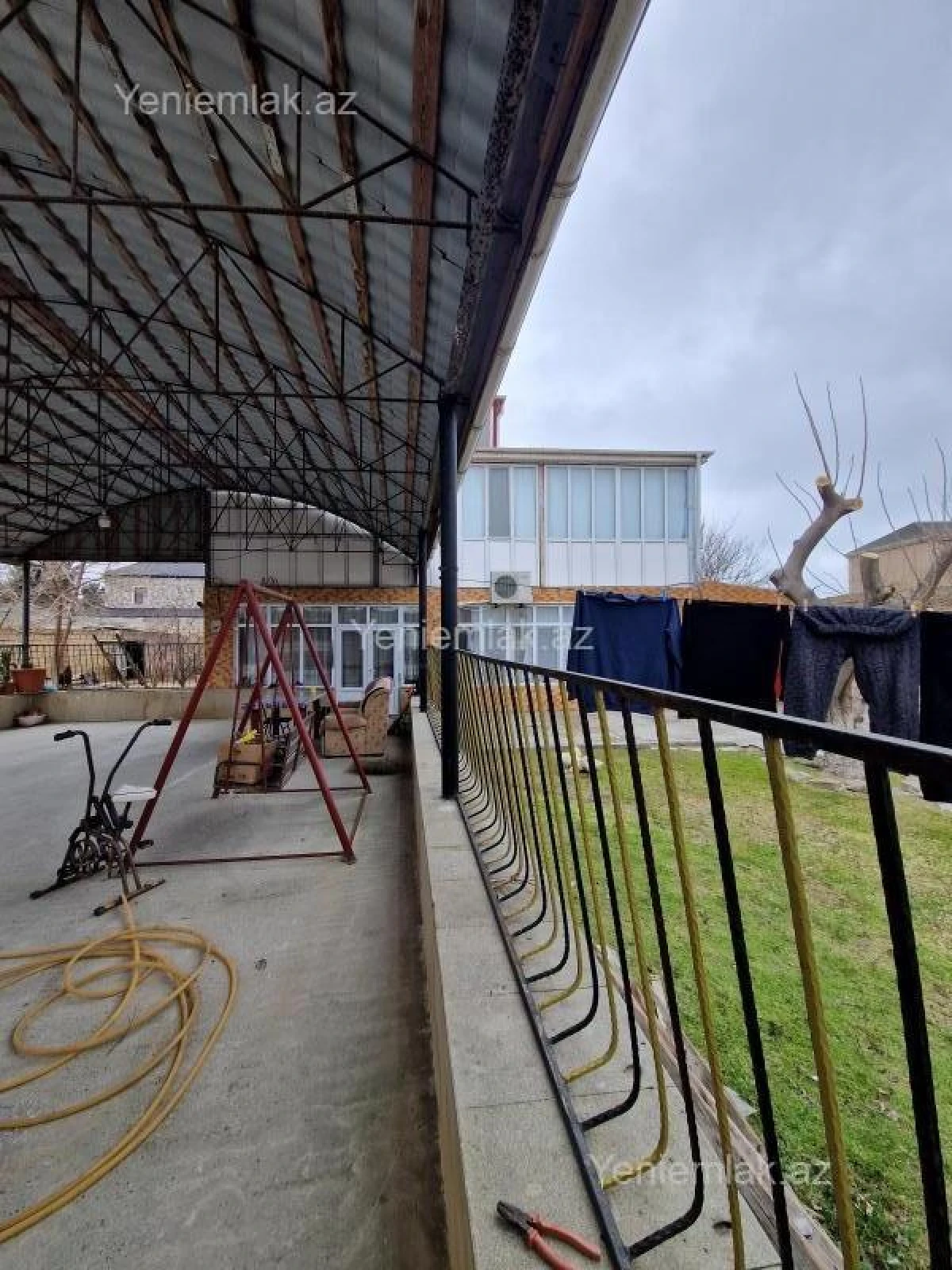 Satılır 7 otaqlı həyət evi 220 m²