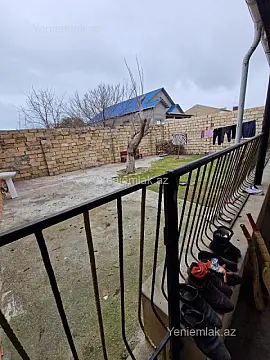 Satılır 7 otaqlı həyət evi 220 m²