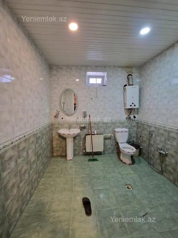 Satılır 7 otaqlı həyət evi 220 m²