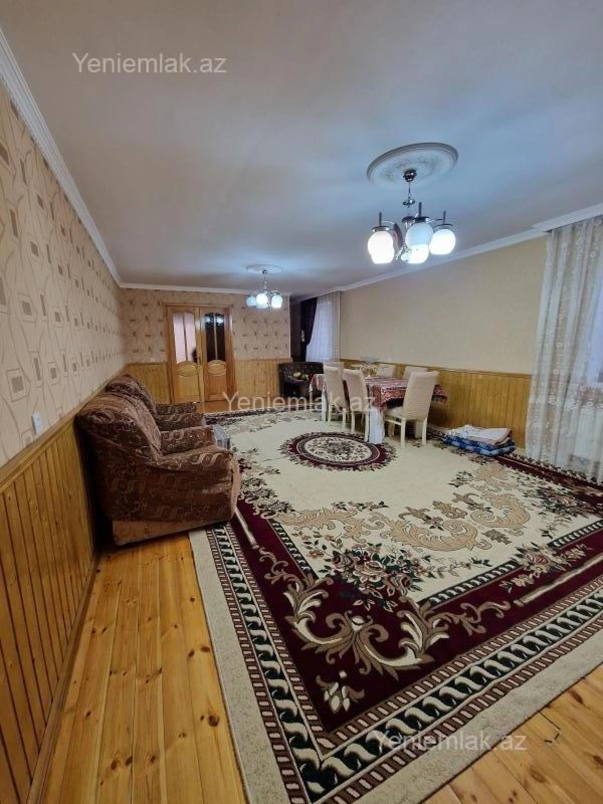 Satılır 7 otaqlı həyət evi 220 m²
