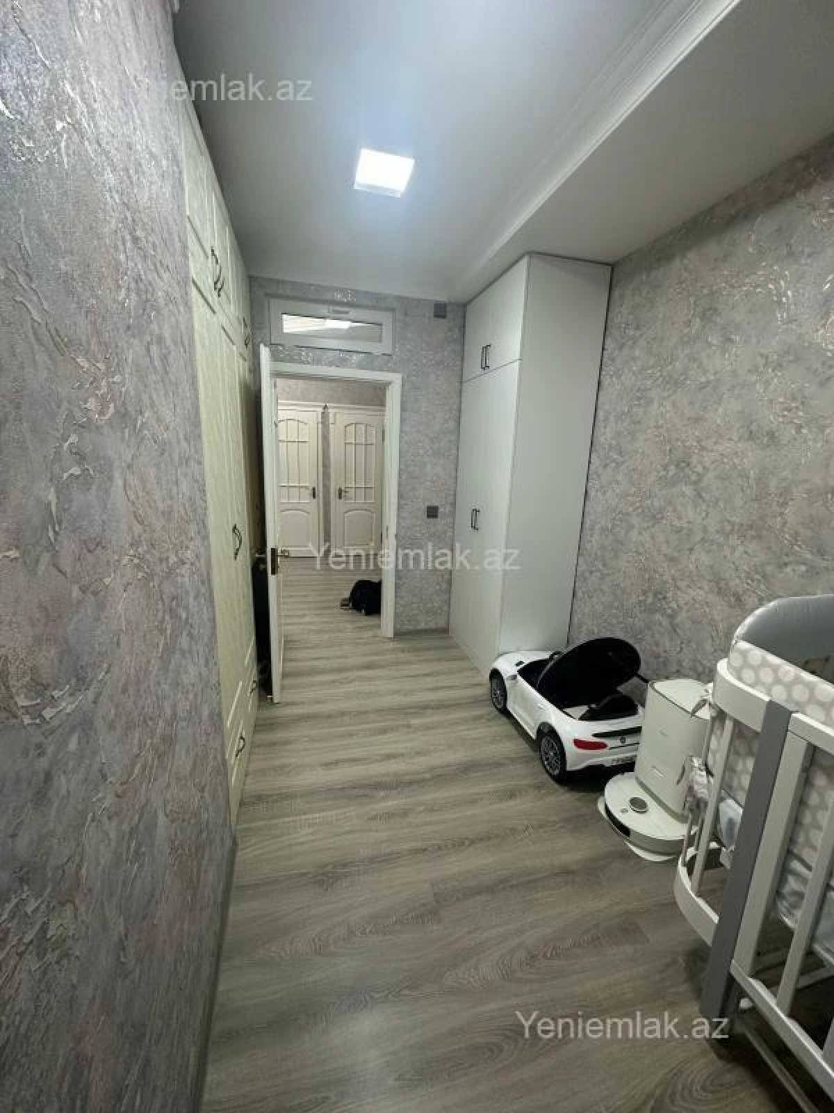 Satılır 3 otaqlı yeni tikili 96 m²