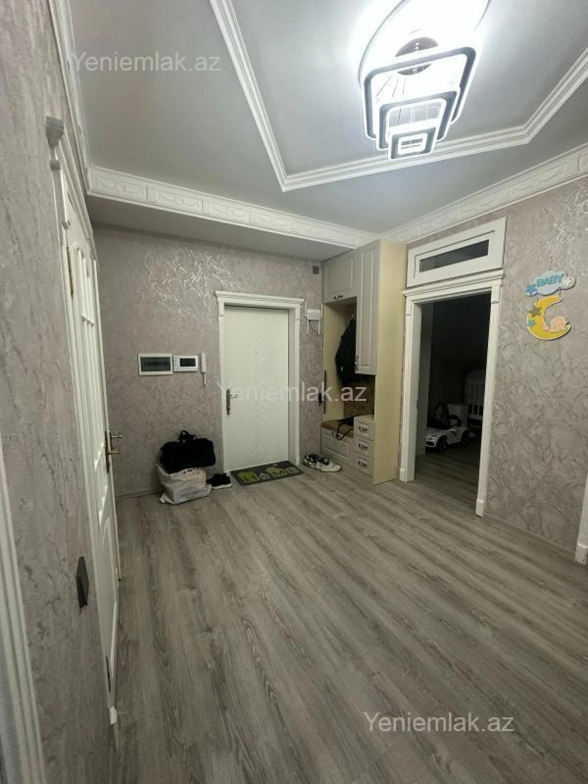 Satılır 3 otaqlı yeni tikili 96 m²