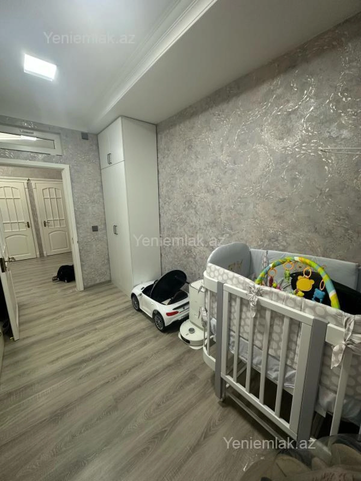 Satılır 3 otaqlı yeni tikili 96 m²