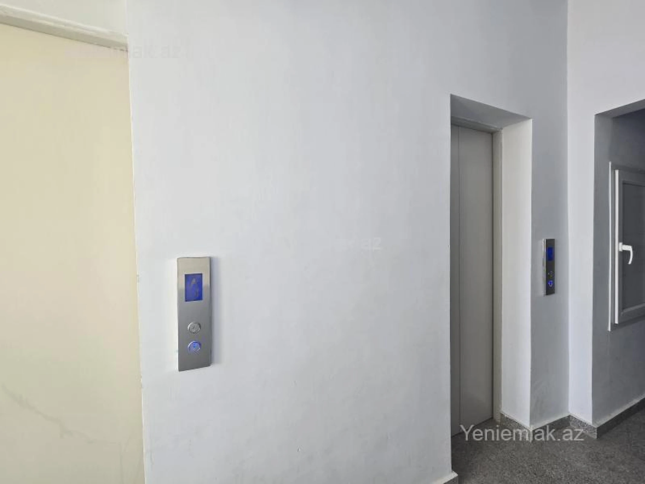 Satılır 2 otaqlı yeni tikili 98 m²