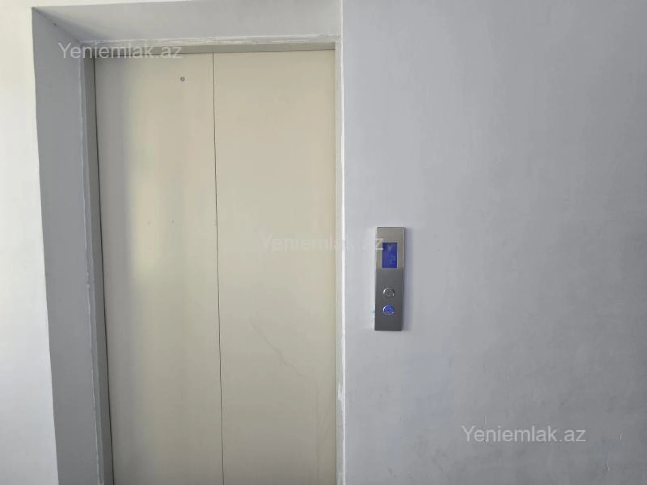 Satılır 2 otaqlı yeni tikili 98 m²