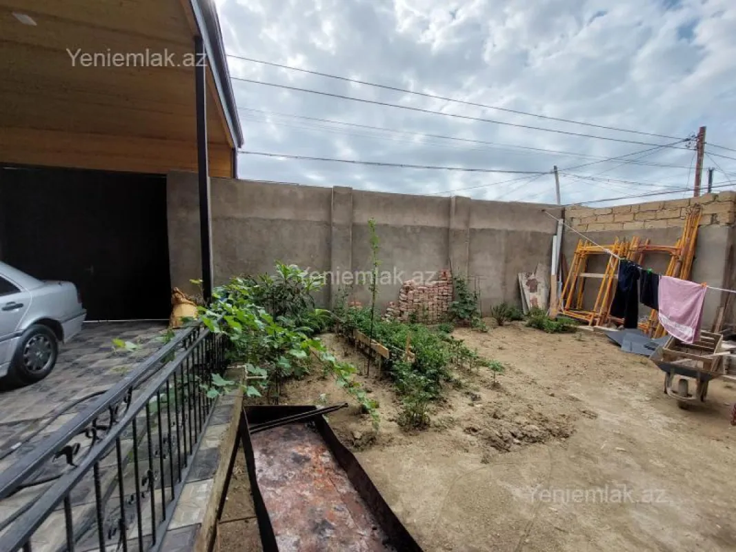 Satılır 4 otaqlı həyət evi 116 m²