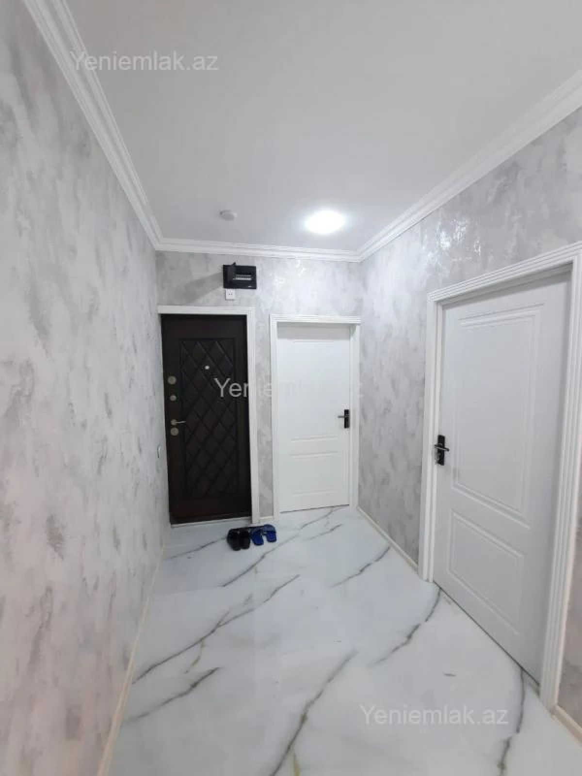 Satılır 4 otaqlı köhnə tikili 110 m²