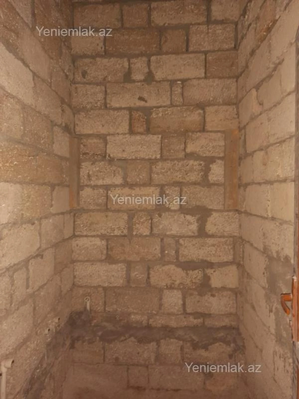 Satılır 7 otaqlı həyət evi 450 m²