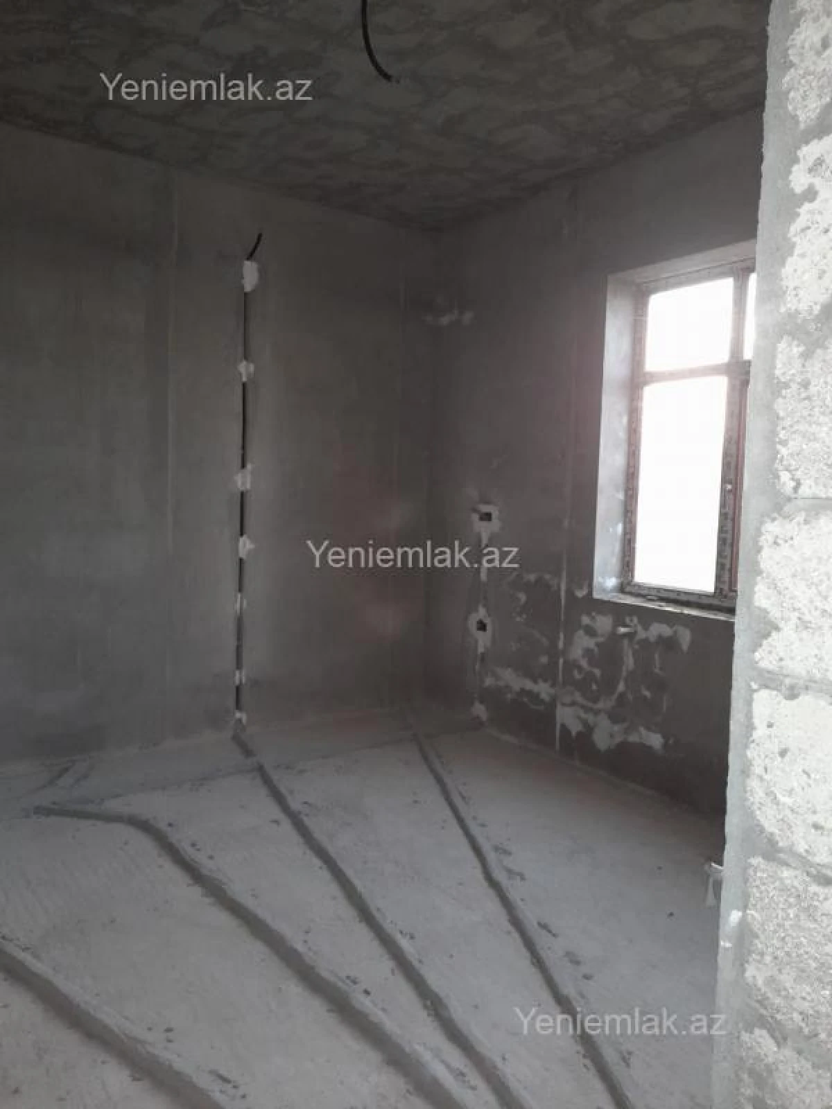 Satılır 7 otaqlı həyət evi 450 m²