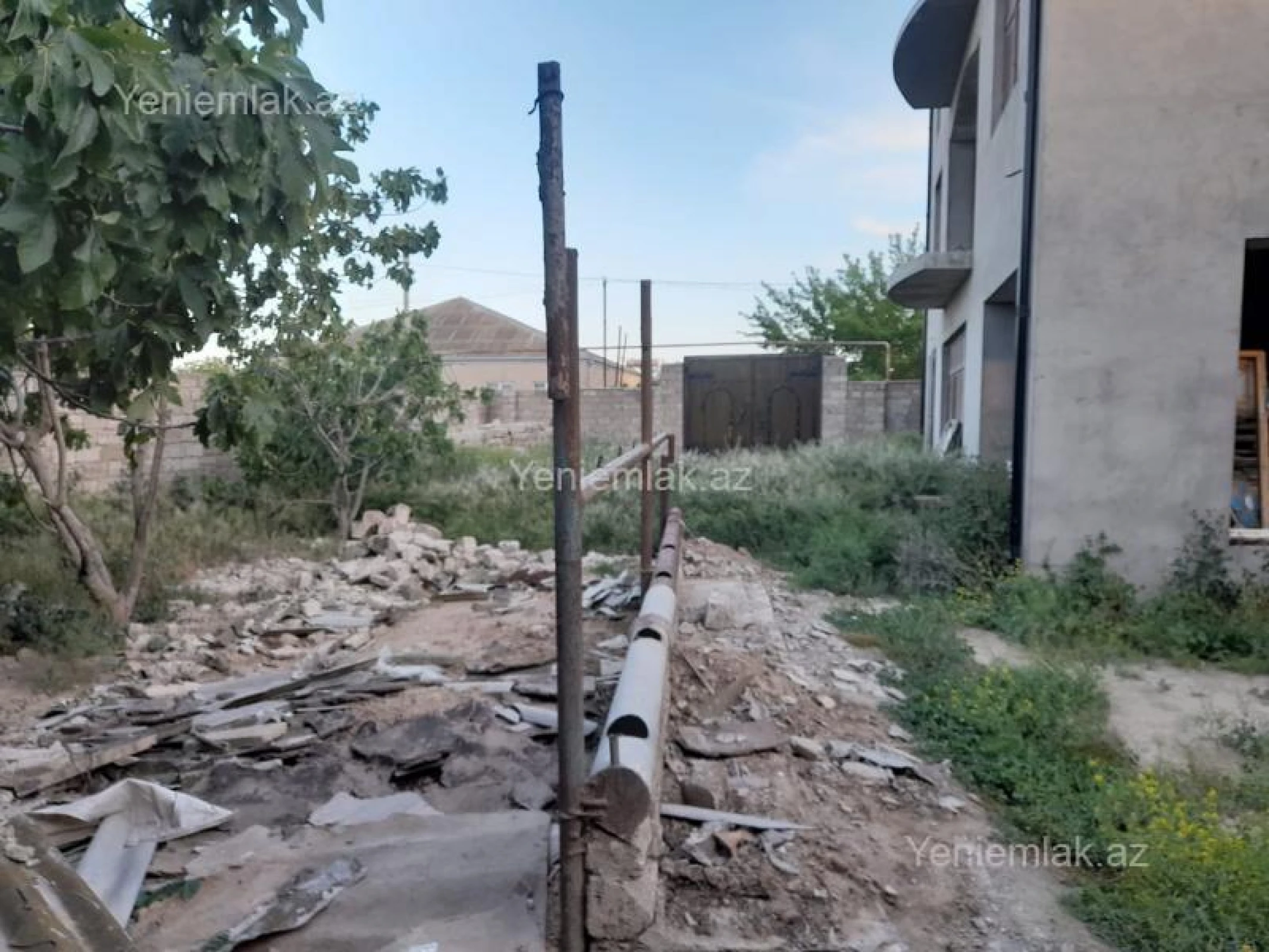 Satılır 7 otaqlı həyət evi 450 m²