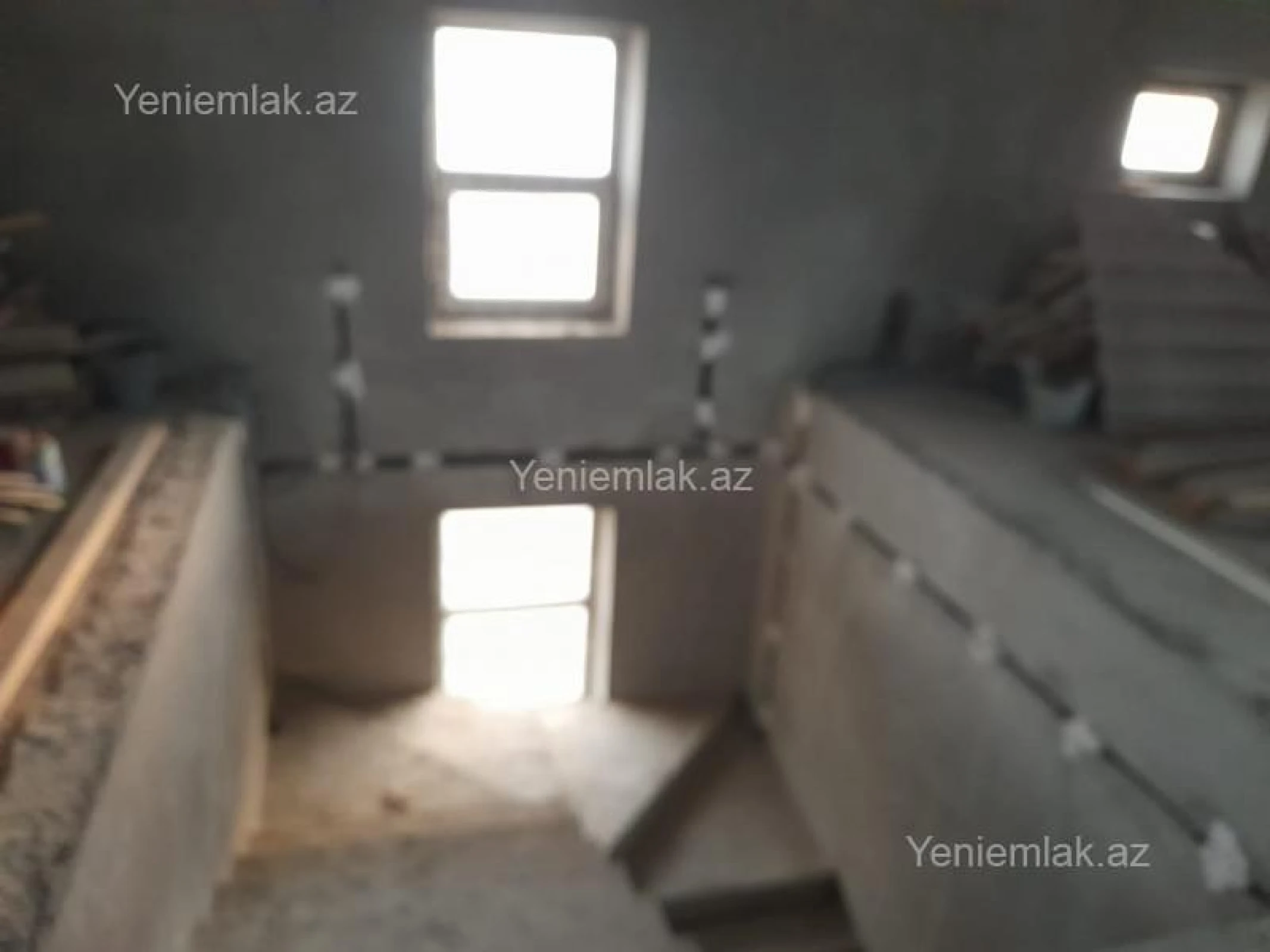 Satılır 7 otaqlı həyət evi 450 m²