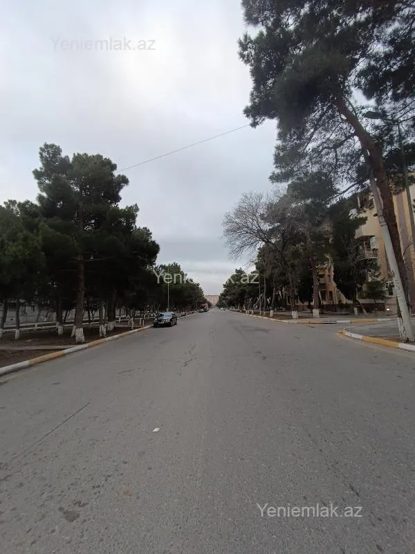 Satılır 4 otaqlı köhnə tikili 80 m²