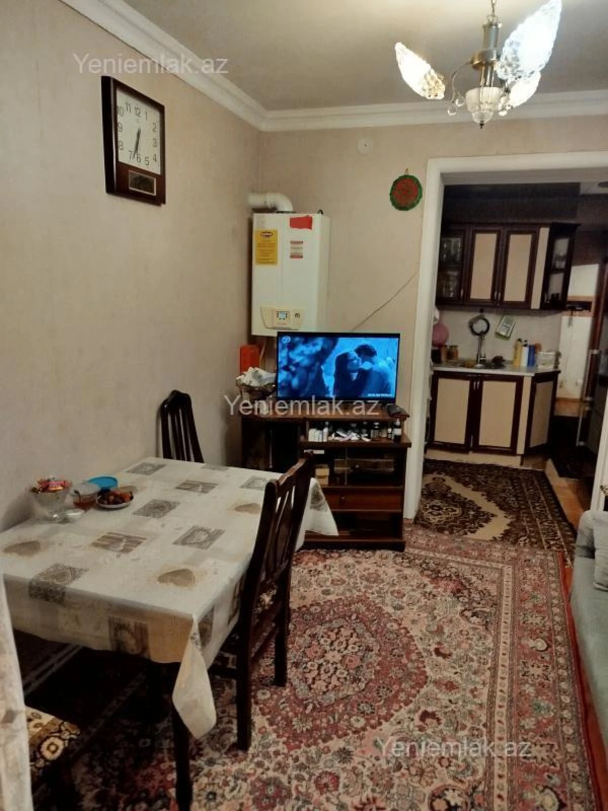 Satılır 4 otaqlı köhnə tikili 80 m²
