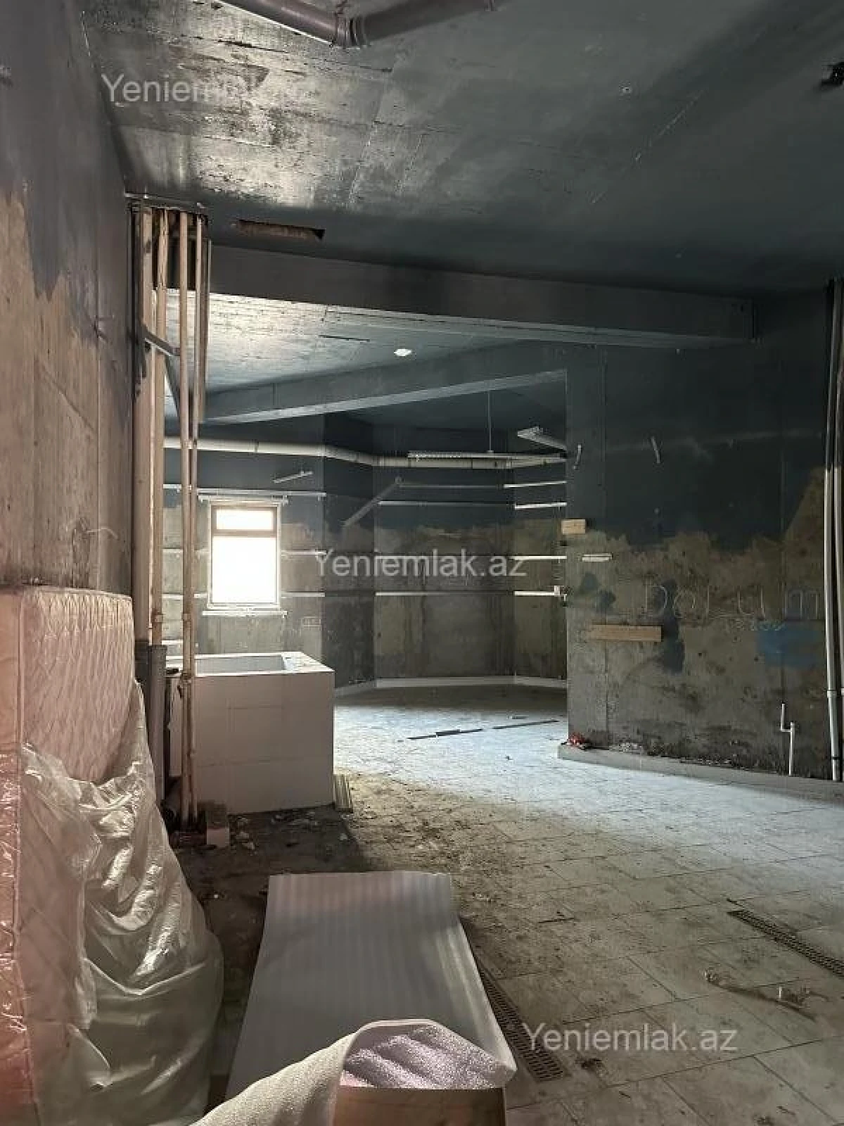 Satılır obyekt 169 m²