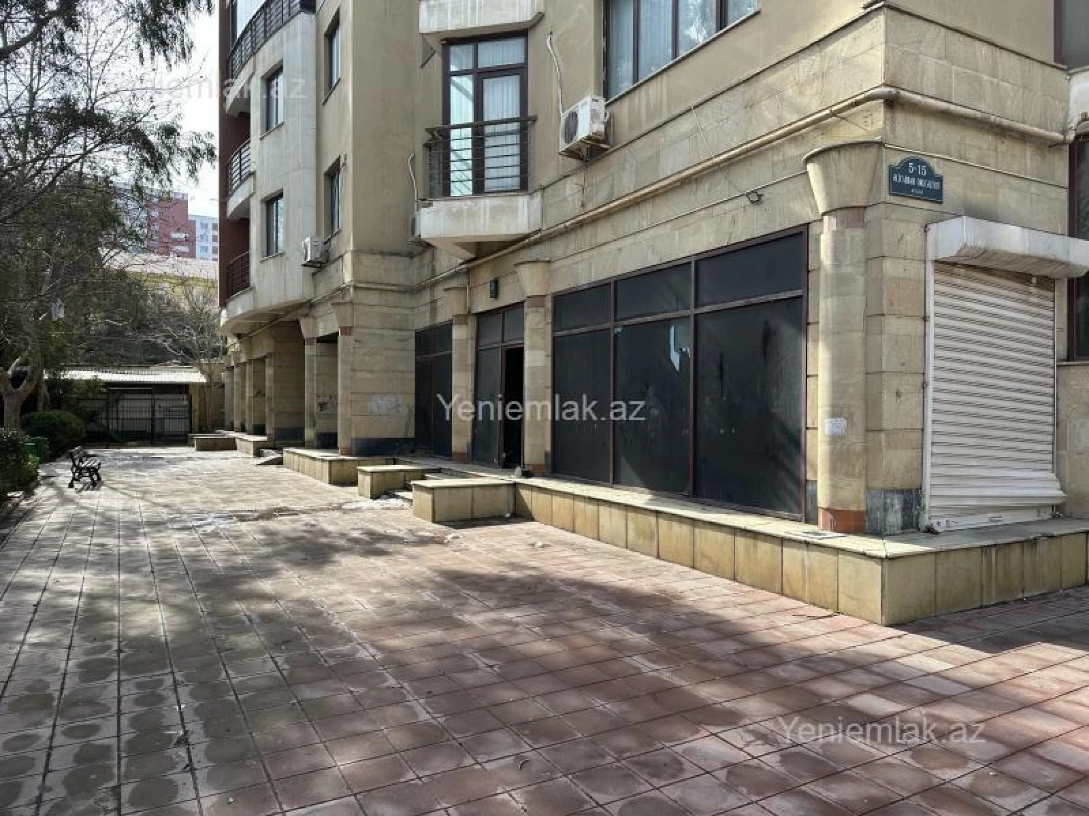 Satılır obyekt 169 m²