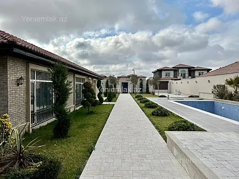 Satılır 7 otaqlı həyət evi 360 m²