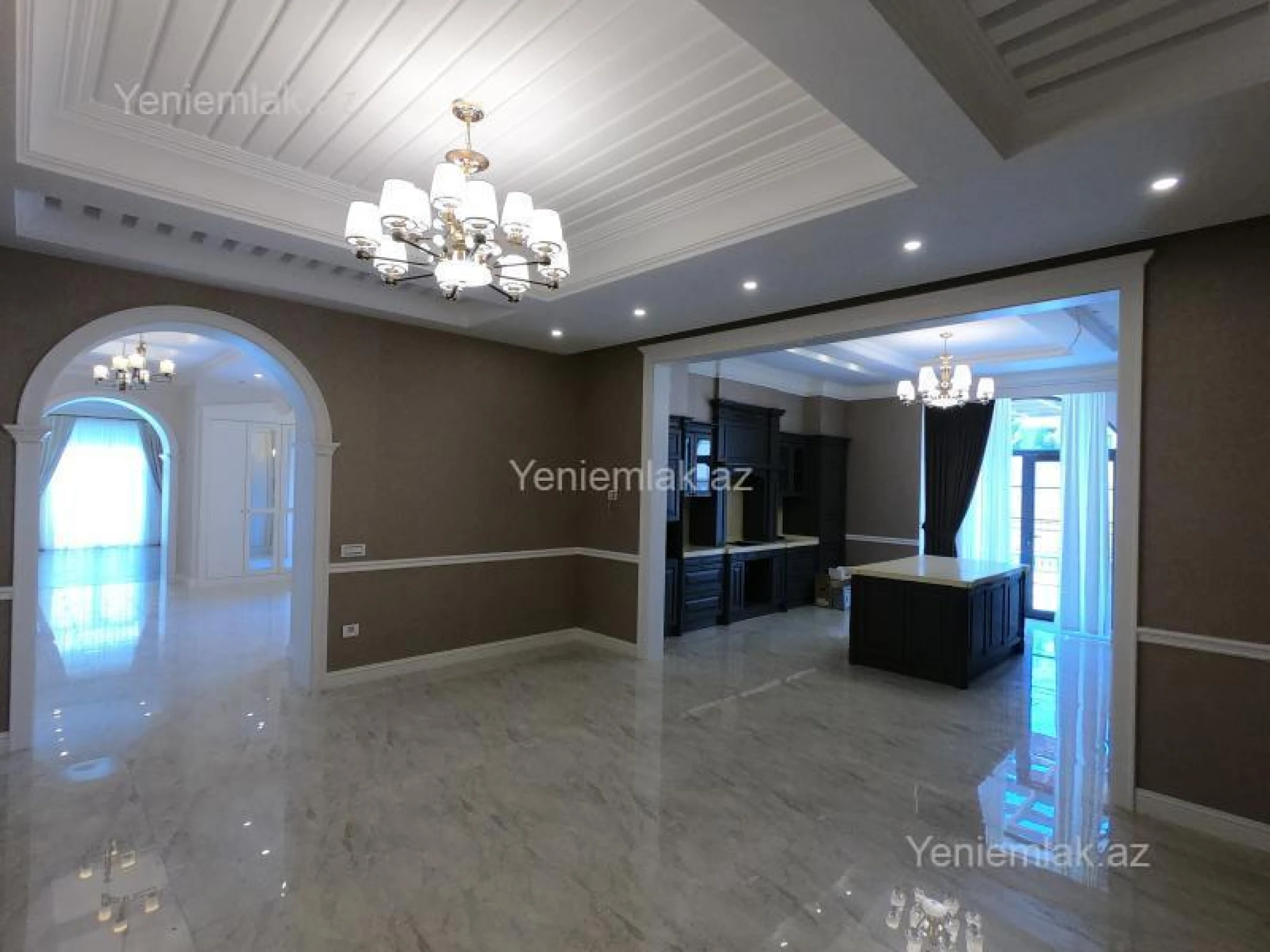 Satılır 7 otaqlı həyət evi 360 m²