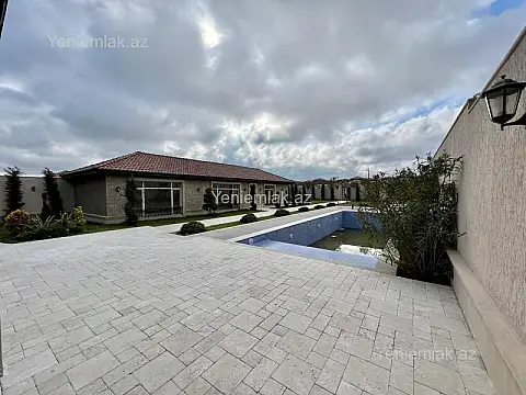 Satılır 7 otaqlı həyət evi 360 m²
