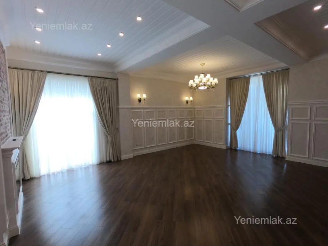 Satılır 7 otaqlı həyət evi 360 m²