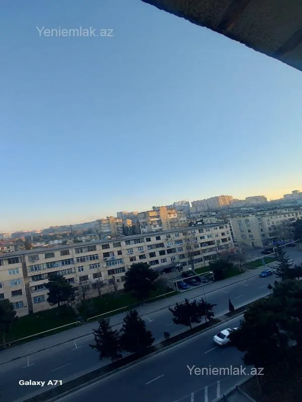 Satılır 3 otaqlı köhnə tikili 80 m²