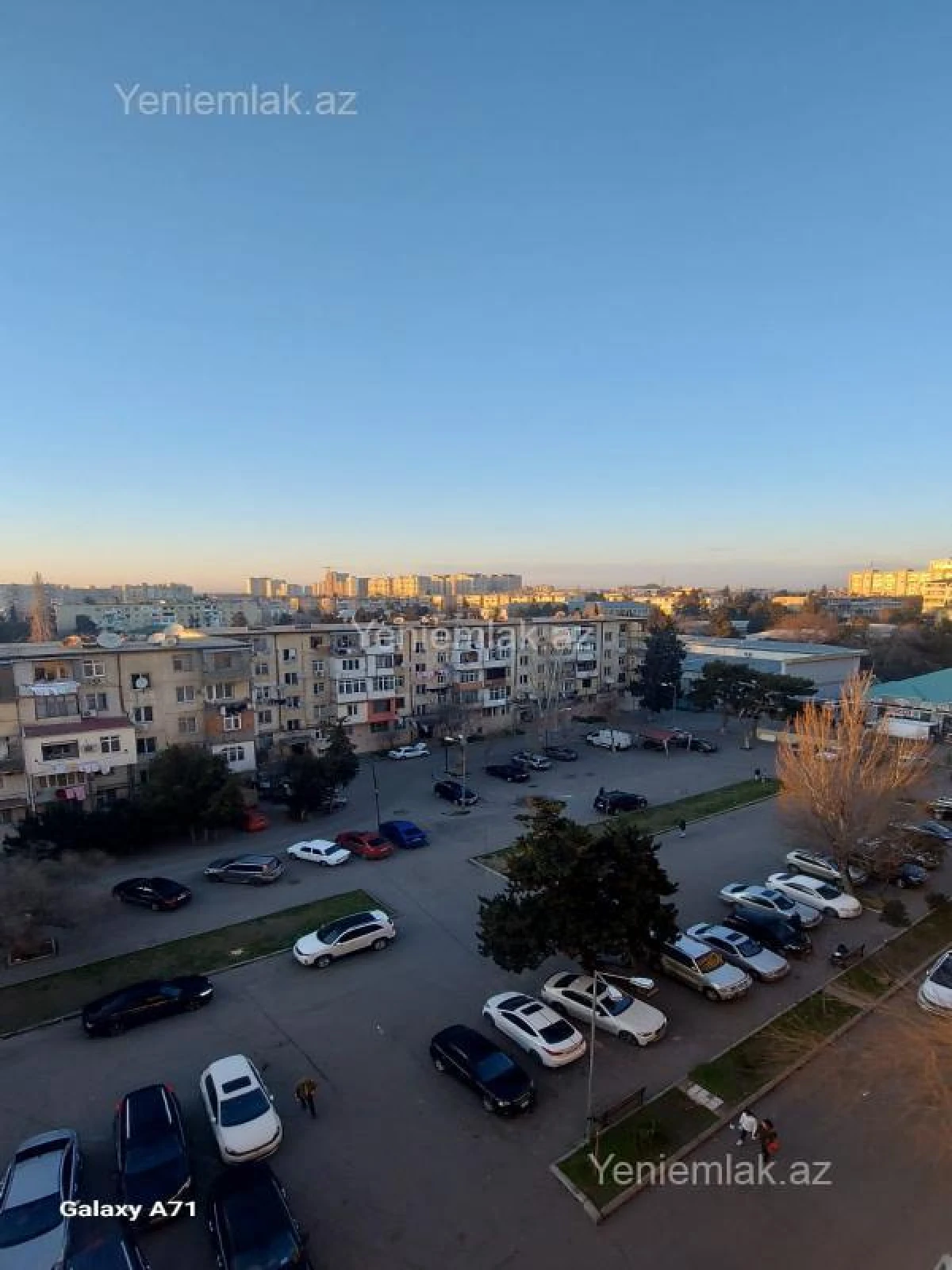 Satılır 3 otaqlı köhnə tikili 80 m²