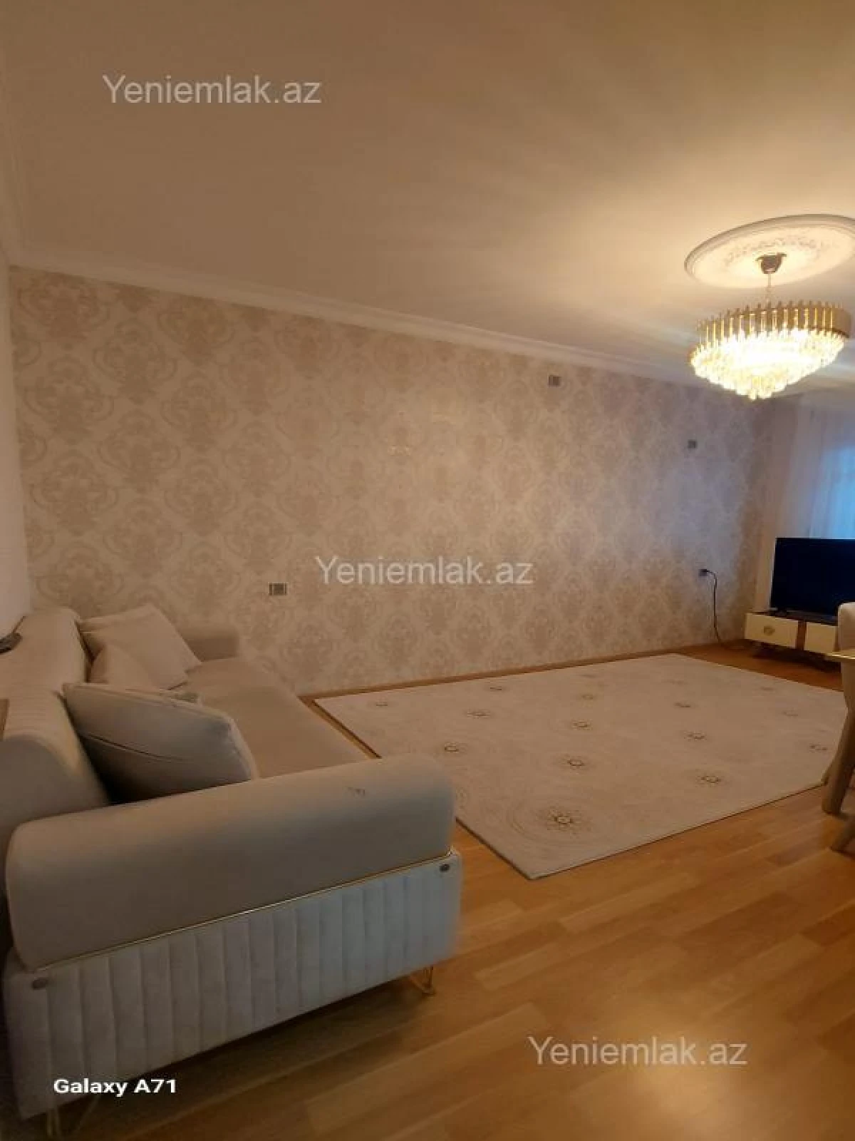 Satılır 3 otaqlı köhnə tikili 80 m²