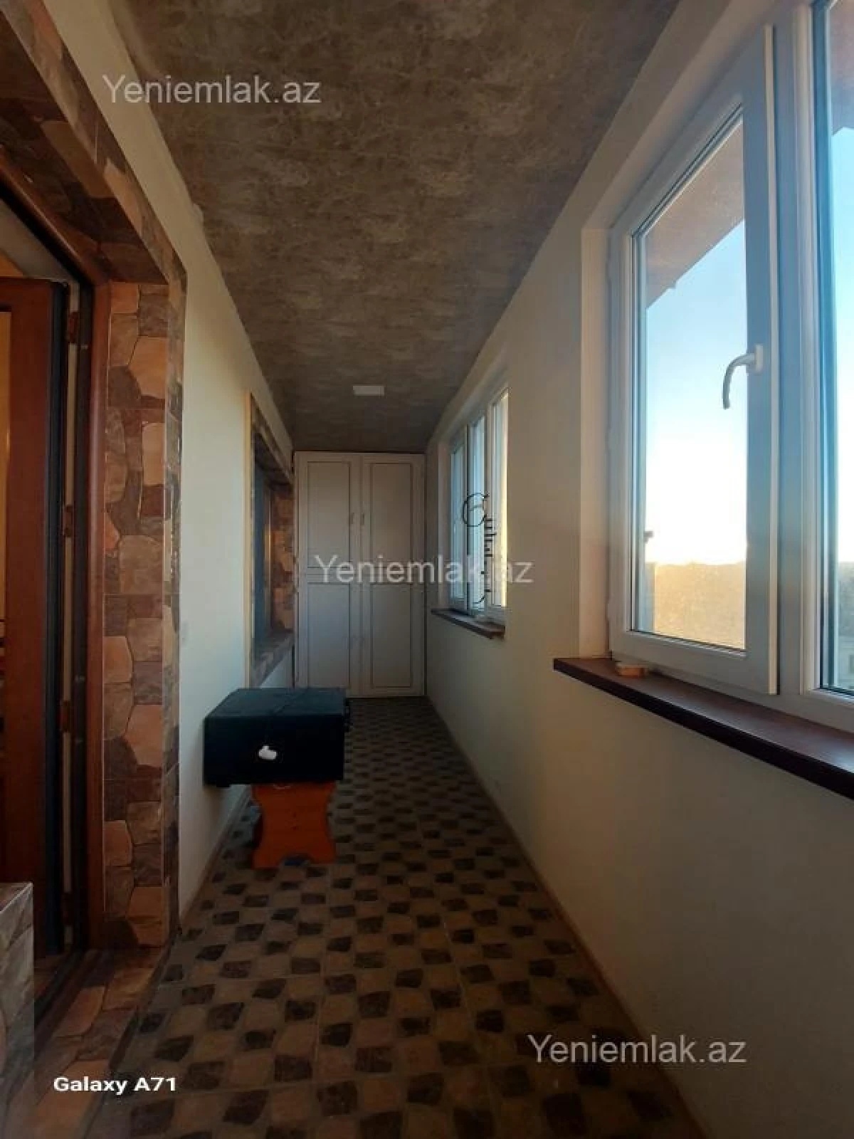 Satılır 3 otaqlı köhnə tikili 80 m²