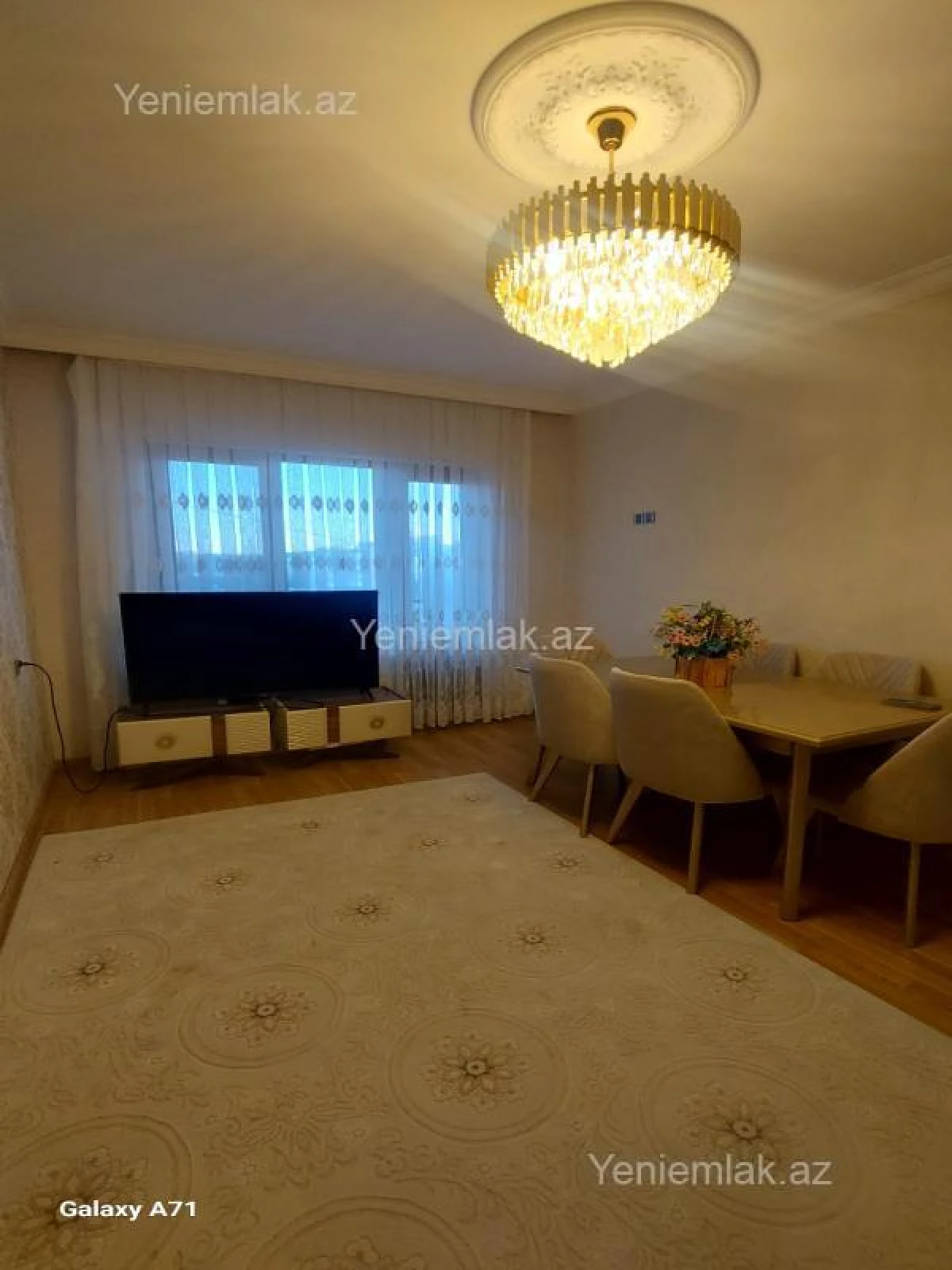 Satılır 3 otaqlı köhnə tikili 80 m²