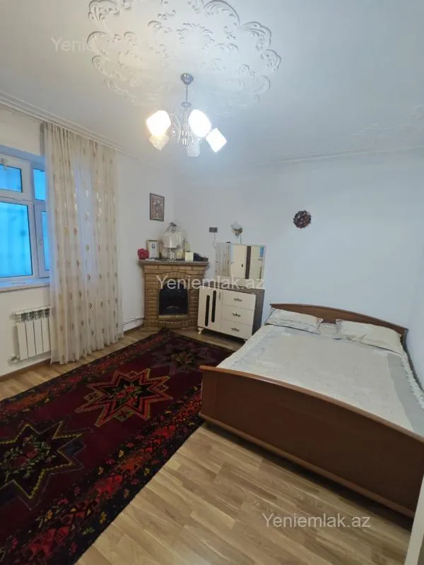 Satılır 4 otaqlı həyət evi 183 m²